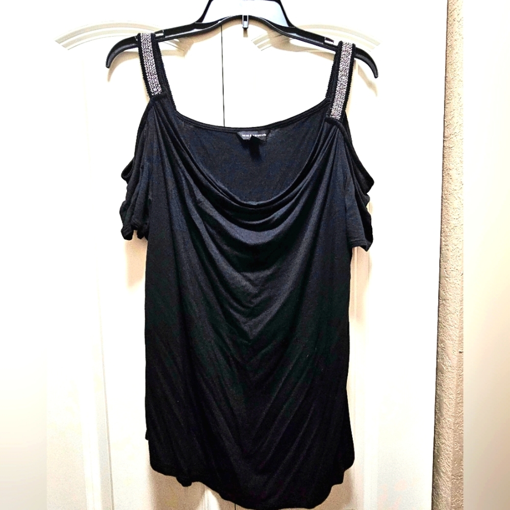 Rock & Republic Flowy off shoulder shirt - XL